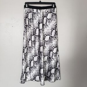 Knit Riot SM PINK Victoria's Secret Black White Snakeskin Print Midi Skirt Silky